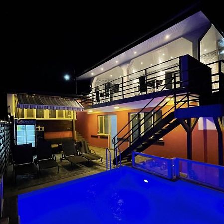 Casa Clau Hotel Orsova Exterior photo